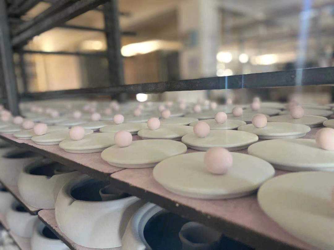 素胚之美 陶瓷藝術(shù)的原始魅力