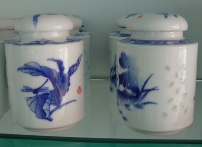 匠心獨具 陶瓷大缸與陶瓷養(yǎng)魚缸的藝術(shù)與實用價值